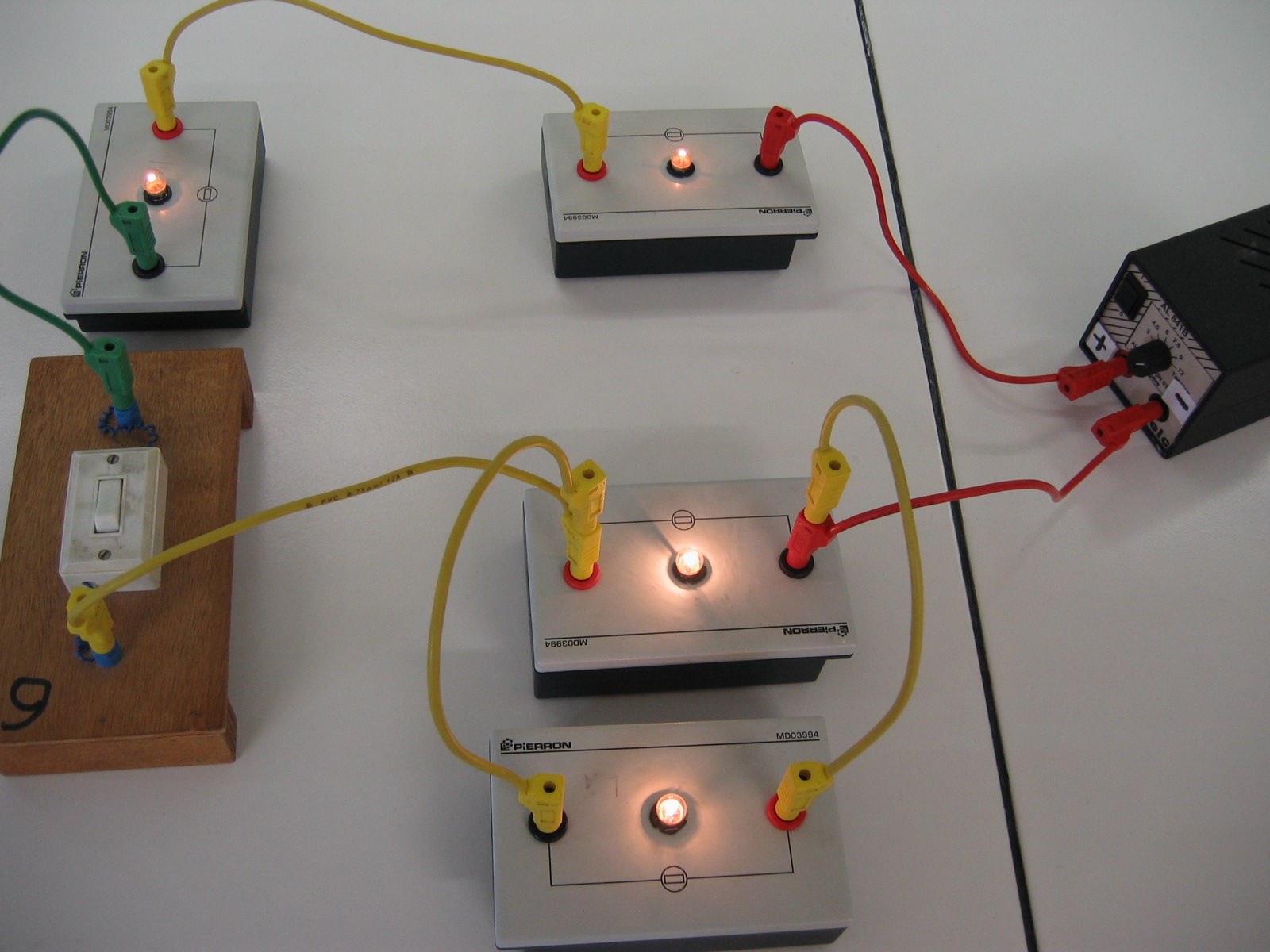 4 lampes(2S+2D).jpg